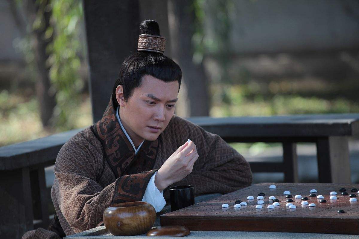 张良的早年经历与成长背景_张良的背景故事_张良的出身