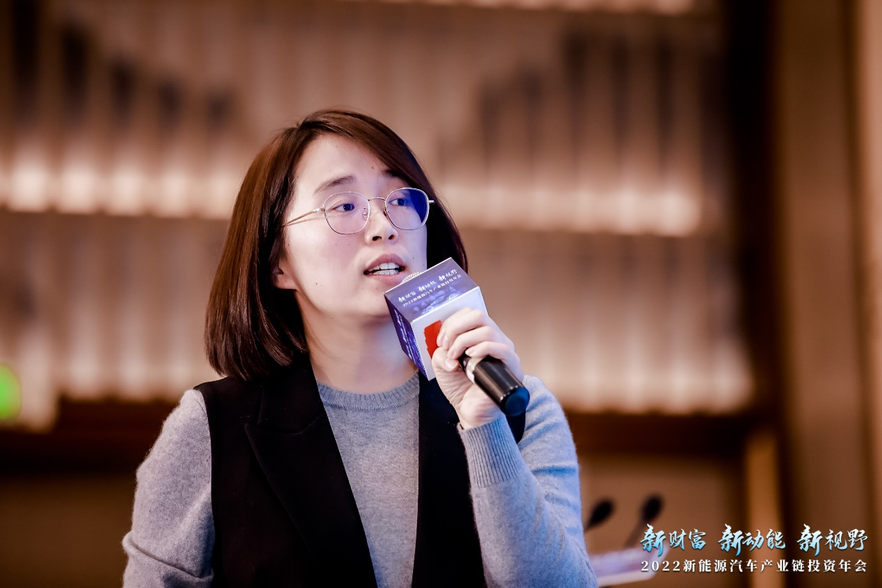 燃油车反扑：新能源汽车市场的挑战与机遇_燃油车反扑：新能源汽车市场的挑战与机遇_燃油车反扑：新能源汽车市场的挑战与机遇