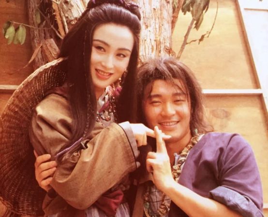 张敏的影视作品中的爱情故事_爱情故事里的主演_爱情故事男主角