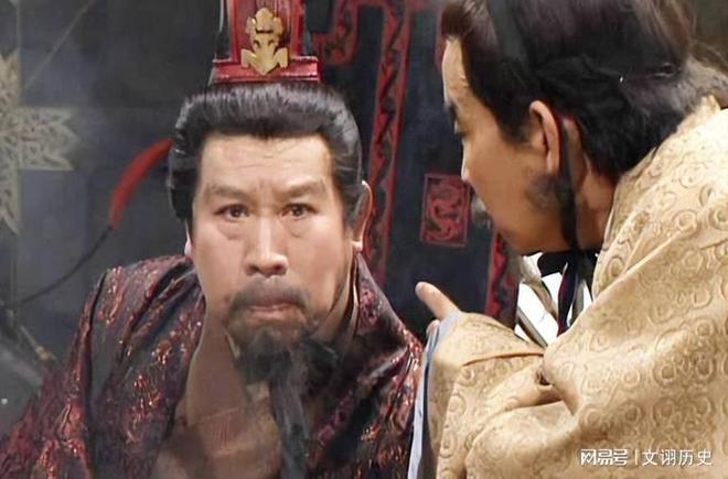 三国志曹操贾诩搭配_贾诩的忠诚与对曹操的支持_三国志战略版贾诩曹操钟会