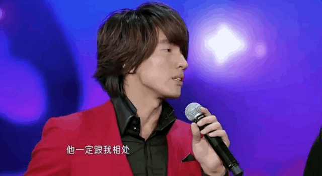 qq音乐音乐圈_王力宏成长轨迹_王力宏回忆初入音乐圈的挑战与成长