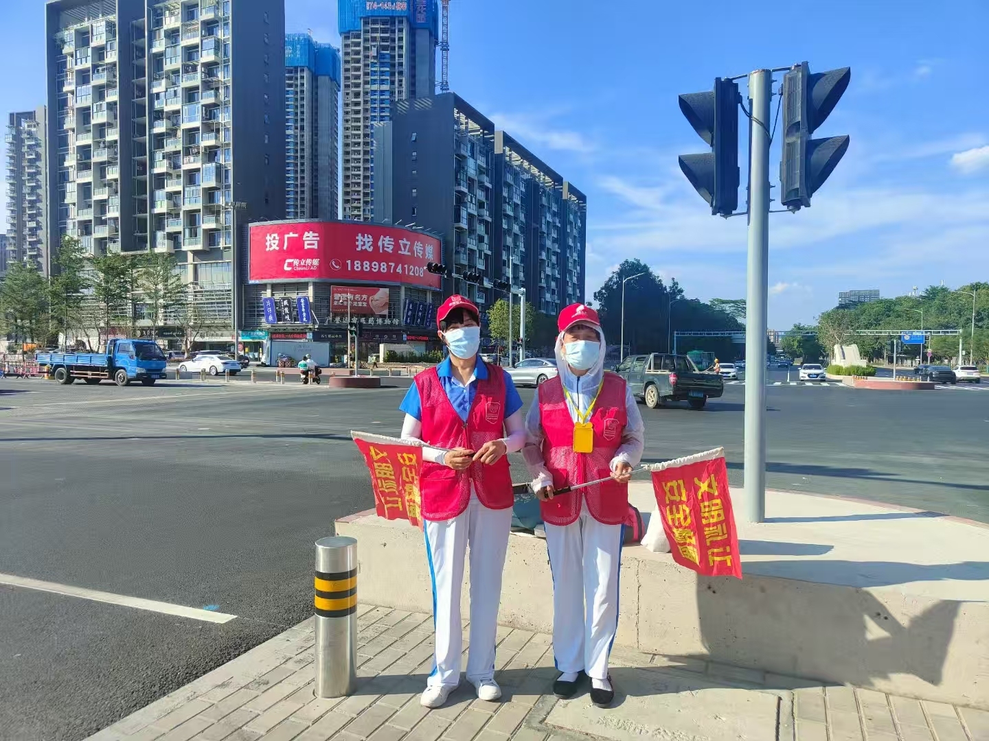 刘德华的社区服务与公益活动_刘德华公益事业_刘德华公益事迹