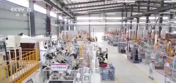 燃油汽车的行业竞争环境_燃油车的价格优势与新能源汽车的应对方案_燃油汽车面临的问题